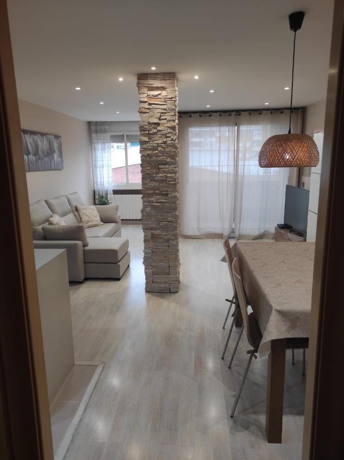 Apartamento en Viladecans cerca del aeropuerto Exterior foto