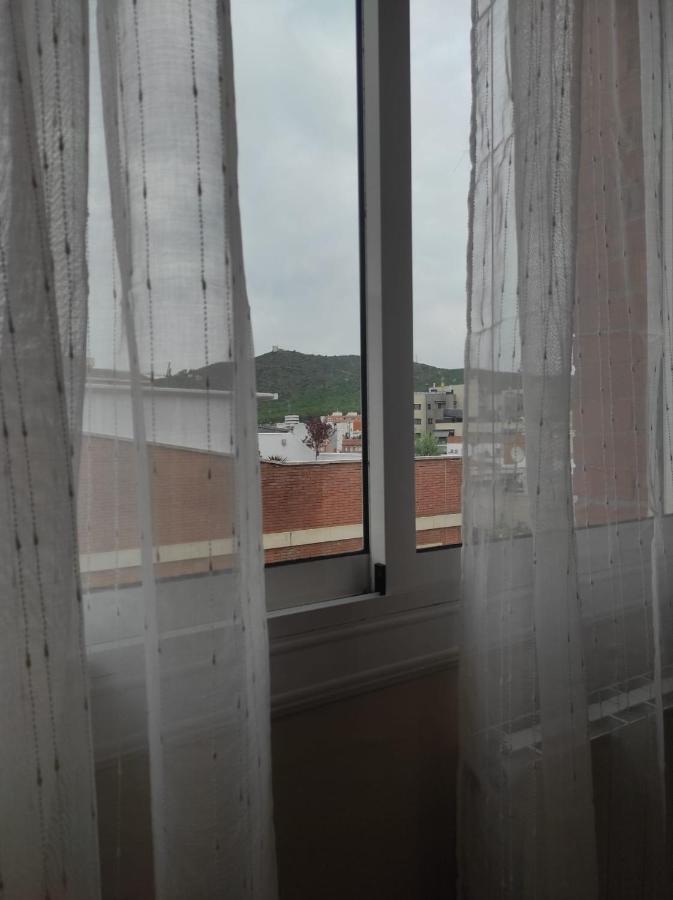 Apartamento en Viladecans cerca del aeropuerto Exterior foto